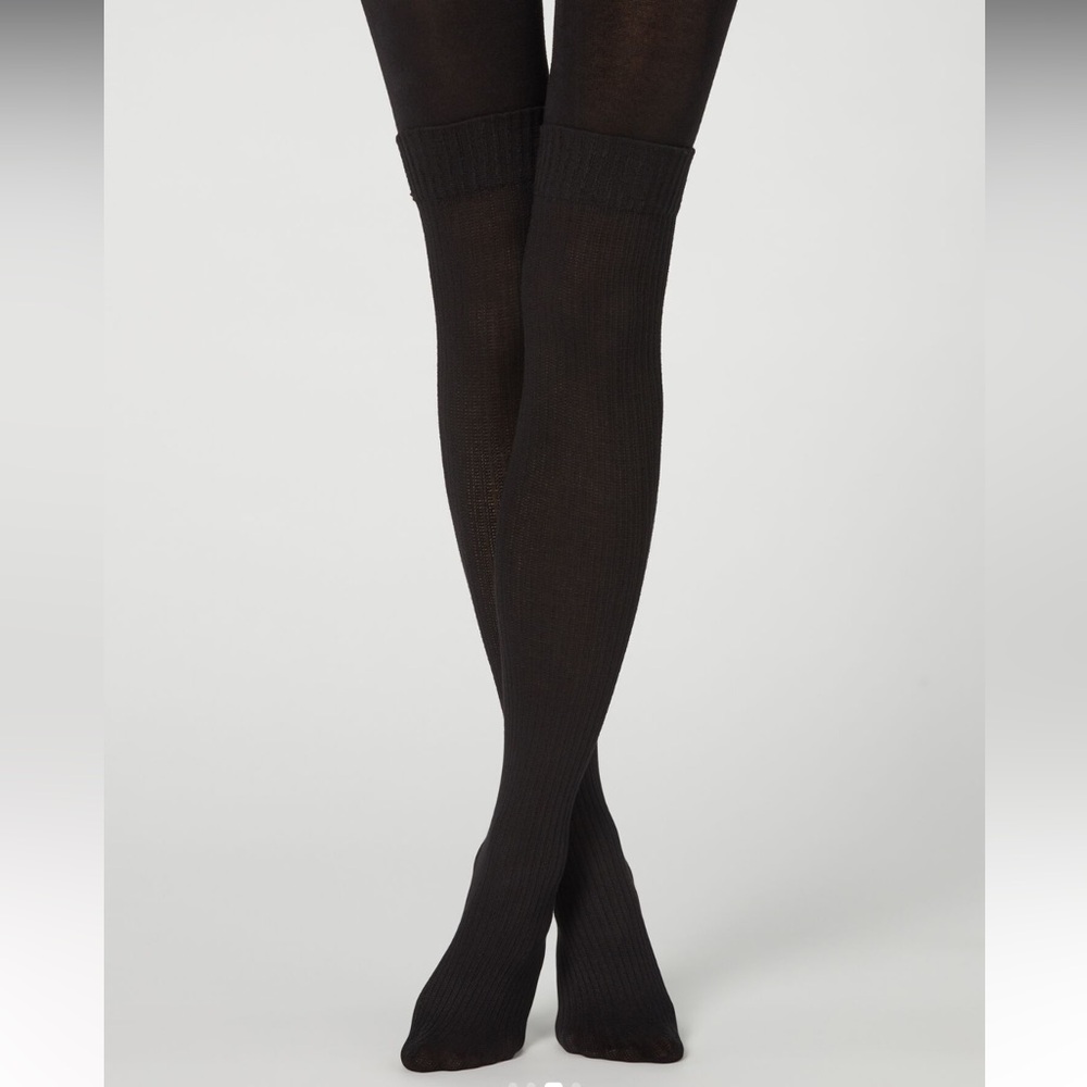 Calzedonia Ribbed Longuette Effect Tights in black cashmere